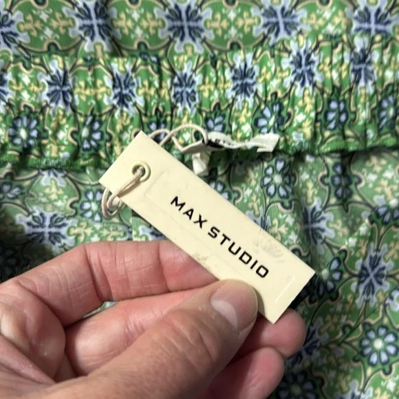 3/$14 Max Studio Sheer Patterned Midi Skirt Size: M - Picture 6 of 8